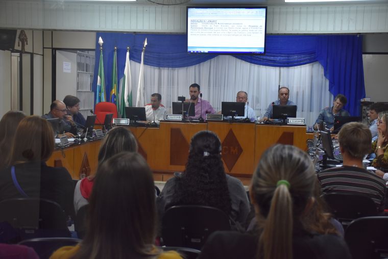 Vereadores solicitam rotatória na Av. Santos Dumont próximo ao Santana